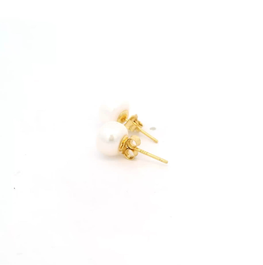 Everyday Pearl Studs